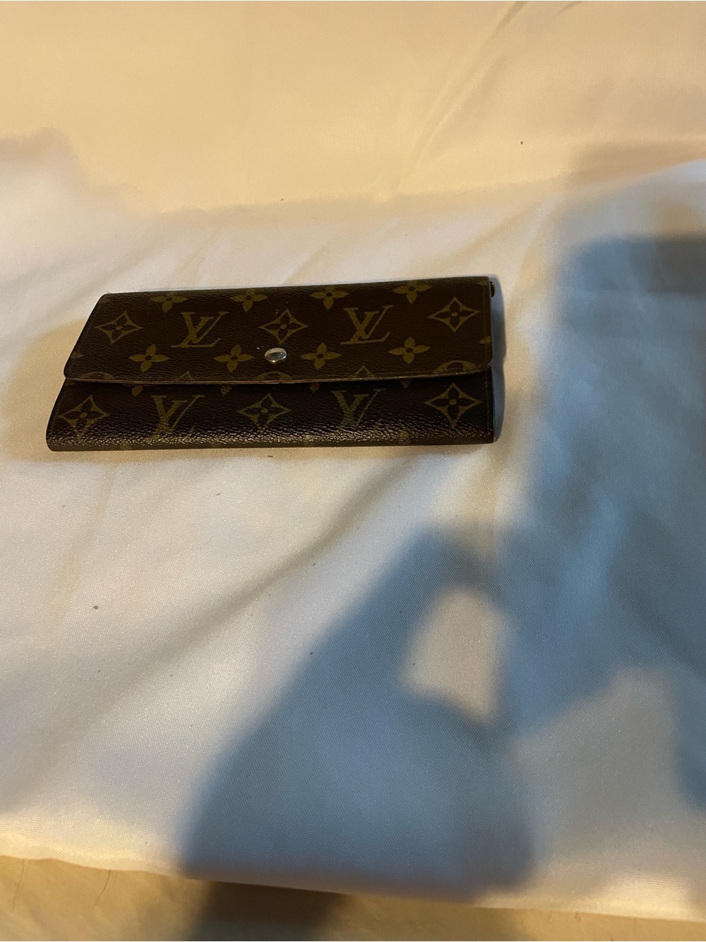 Louis Vuitton Monogram Canvas  Sarah wallet